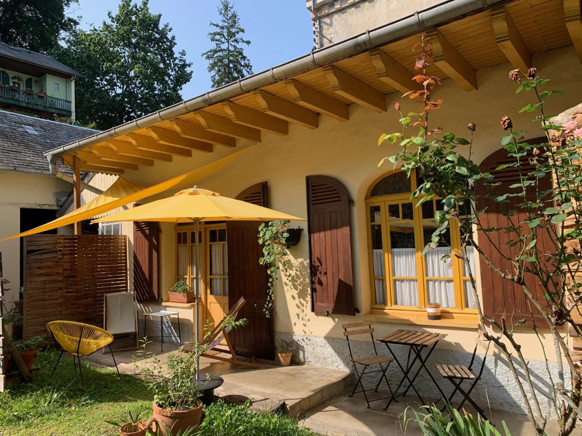 Charmant Appartement Sur Cour, Le Berlingott Bagnères-de-Bigorre Exteriér fotografie